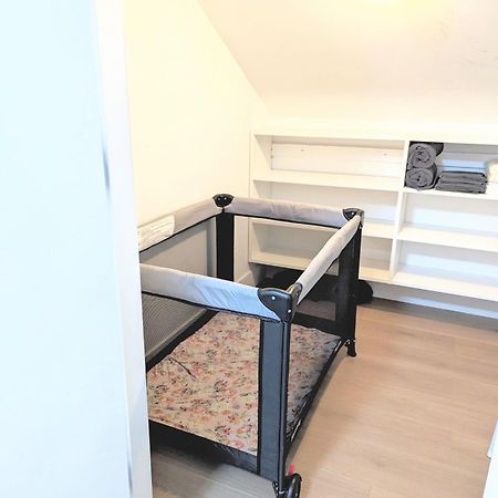 Centrally Located, Modern, 2 Bedroom Home Vancouver Eksteriør billede